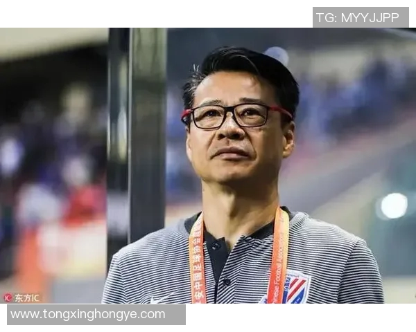 沙尔克04惨遭弗莱堡逆袭主场两连败遇困境